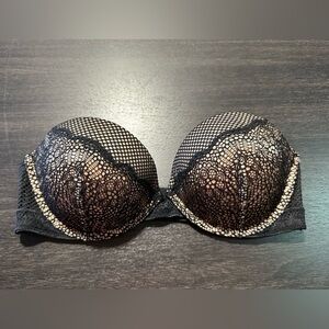 Victoria’s Secret Very Sexy Multi-way Strapless Bra Black Lace Padded 32C
